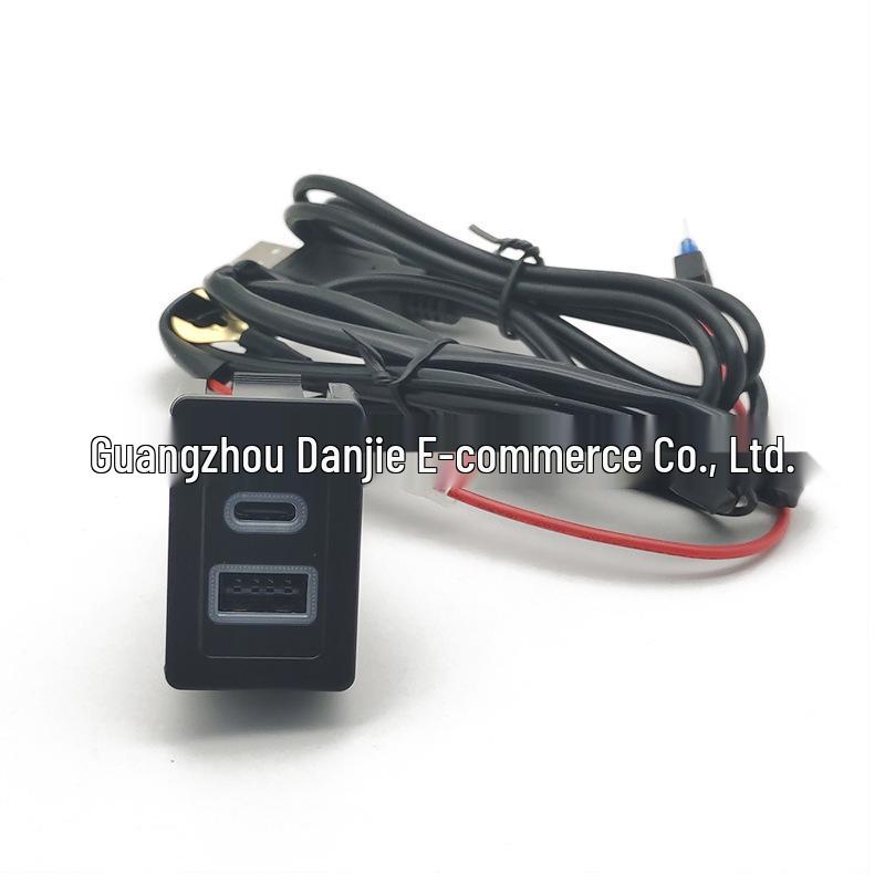 Compatible QC3.0 Car Charger & Type-C USB Audio Data Interface for Suzuki Tianyu SX4 Swift