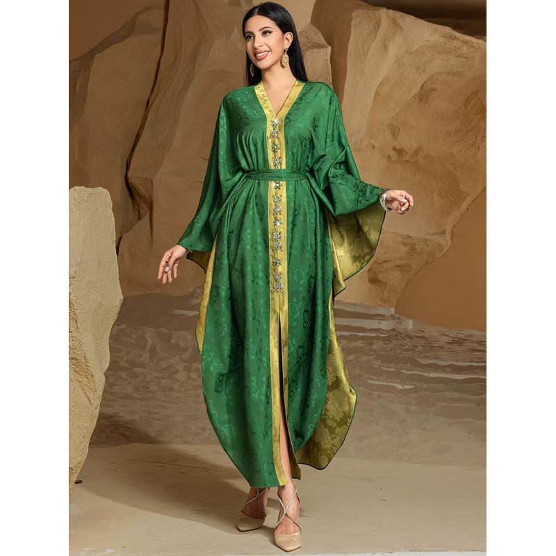 New Middle East Handmade Seam Drill Fashion Robe Dress Hand Sewn Diamond V-neck Dress