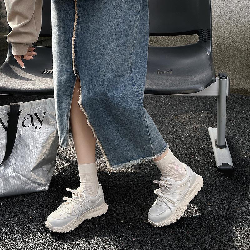 Leather women's spring new sports and leisure shoes retro thick baseplate shoes versatile and lightweight Forrest Gump shoes
