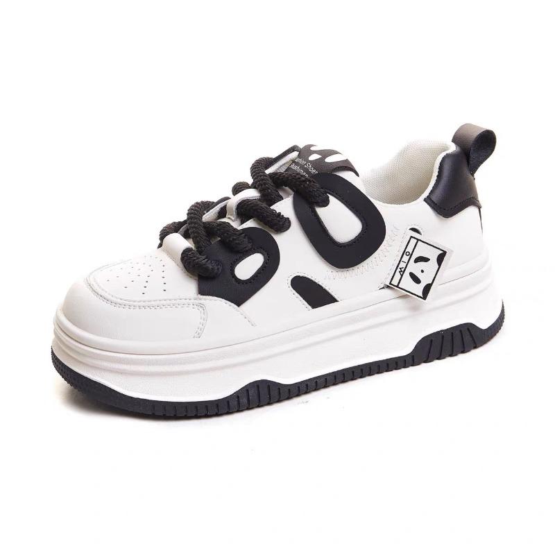 Black and white panda shoes women's shoes spring and autumn new casual sports versatile thick baseplate shoes women's white shoes