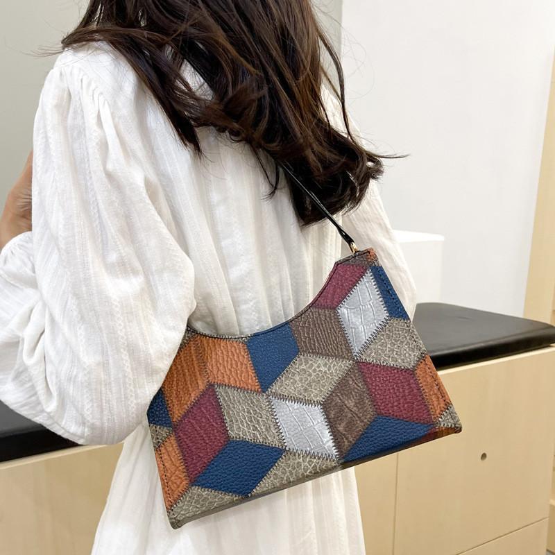 Chic Stylish Casual Single Shoulder Bag Trendy Unique Ladies Bag Simple Elegant Crescent Bag