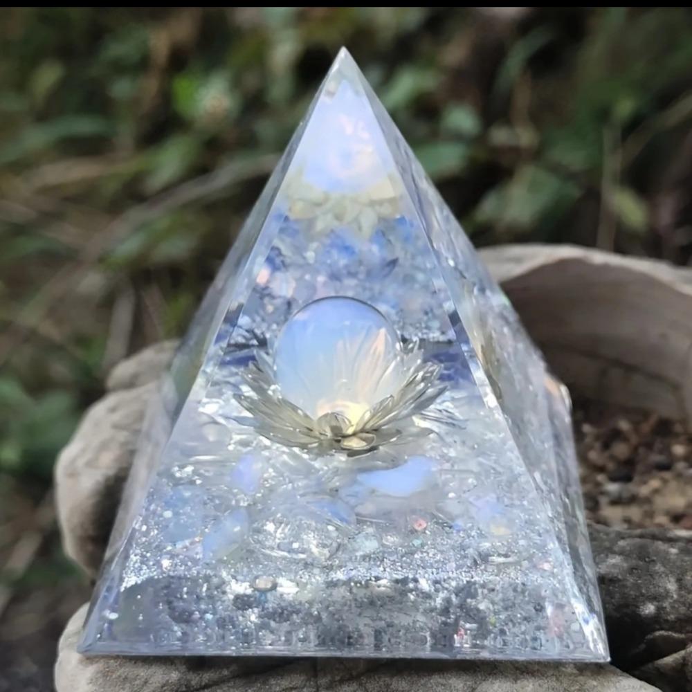 Fortune Lucky Pyramid Figurine Drop Glue Evil Eye Pyramid Evil Eye Ornament  Home Office