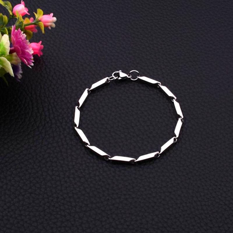 Rhombus Titanium Steel Bracelet - Trendy & Versatile Hip Hop Jewelry for Men & Women, Fade-Resistant.