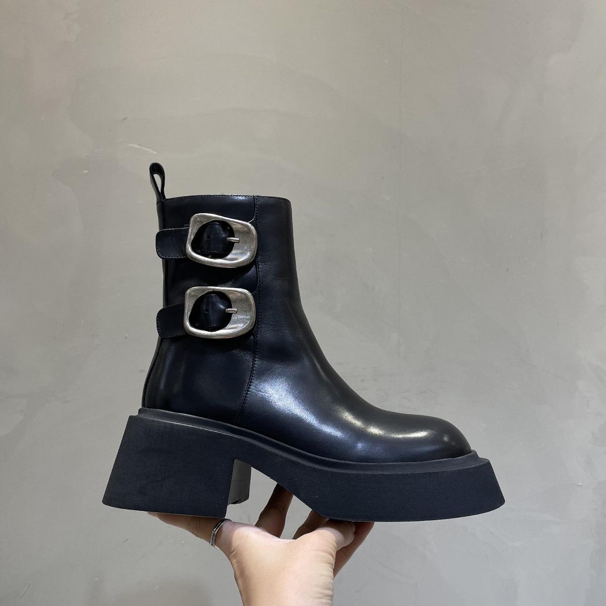 

Европейская станция 2025 Осень и Зима Новые Теплые Короткие Ботинки на Толстой Подошве Премиум Пряжка-Ремень Ботинки Мартин Женские 40 чёрный