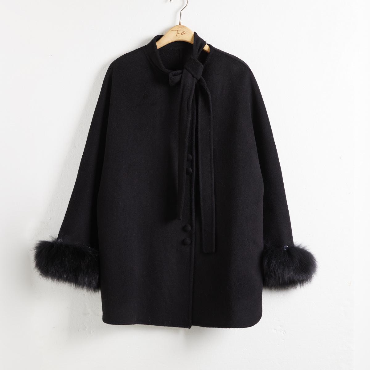 

Двустороннее шерстяное пальто с рукавами из лисьего меха Laneige Medium чёрный