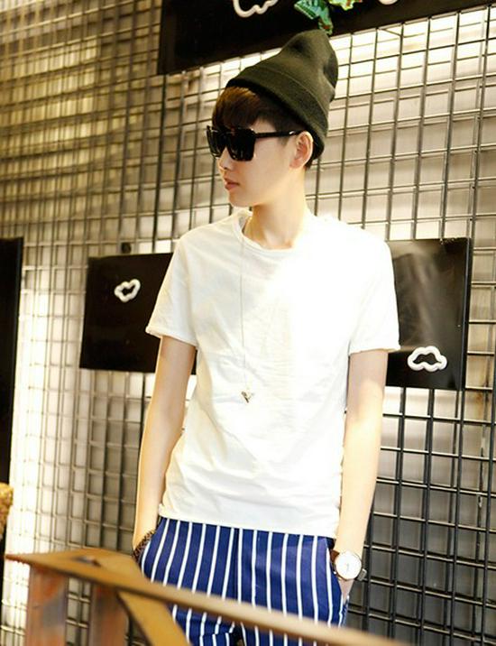 Men's Korean Style Slim Fit Short Sleeve T-shirt in Pure White for Couples