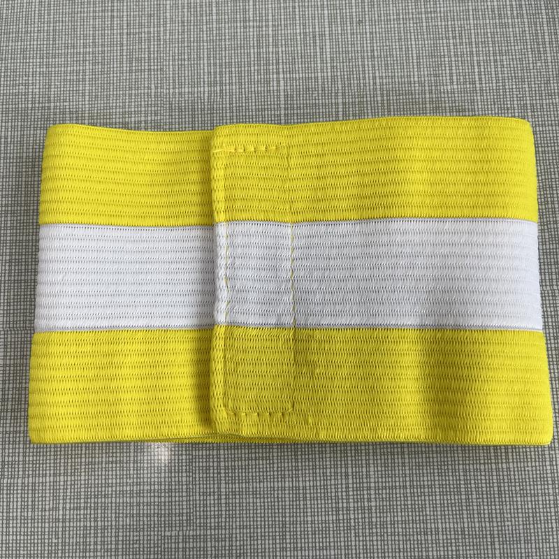 Vějíř prázdný jednobarevný náramek, fotbalový zápas