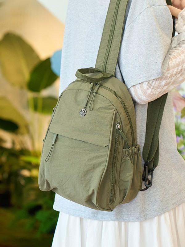 Urban Minimalist Nylon Crossbody Bag With Zipper Closure For Daily Use