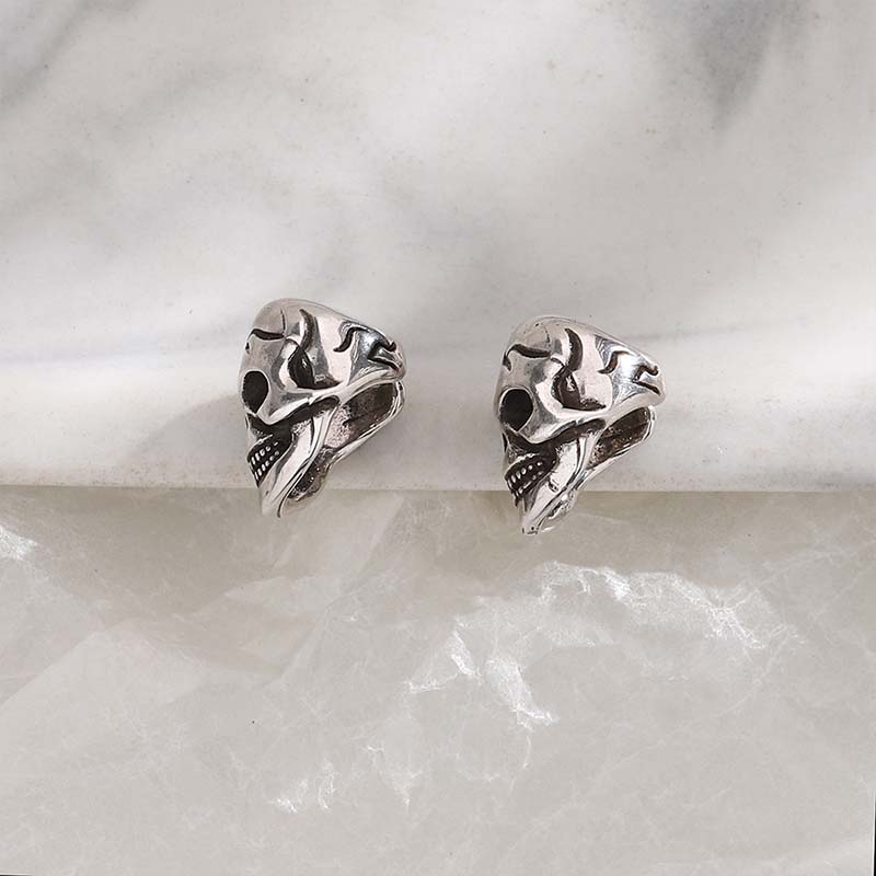 Punk Skeleton Clip Earrings for Women Vintage Hollow Mask Earring Couple Funny Ear Accessories Trendy Halloween Party Jewelry