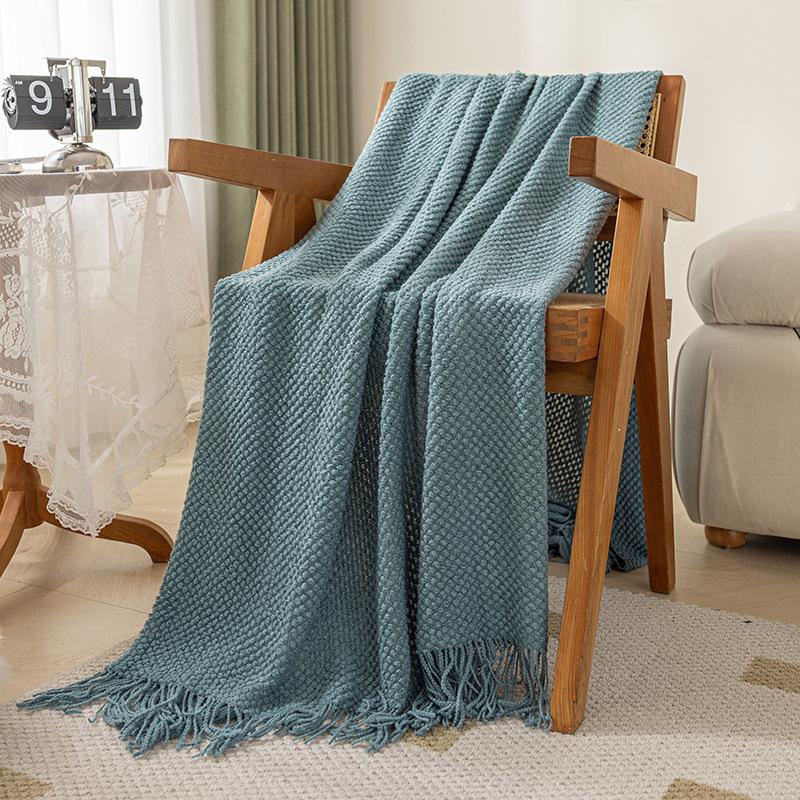 Nordic Retro Knitted Blanket – Perfect for Bedroom, Office, Airplane, or Air Conditioning Use.