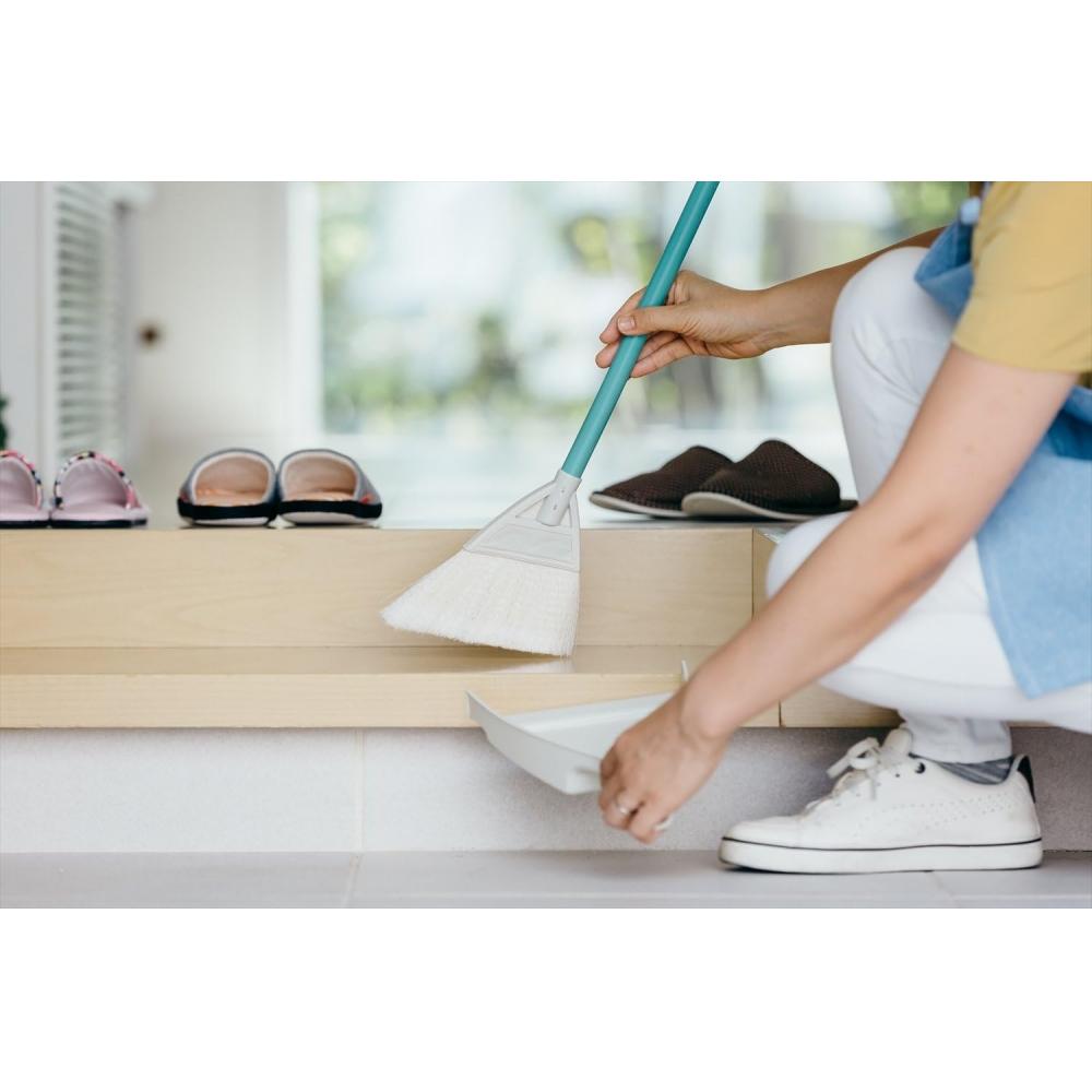 Yamazaki Sangyo Mini Broom And Dustpan Set Short hAndle Pp Chemical Fiber 2989