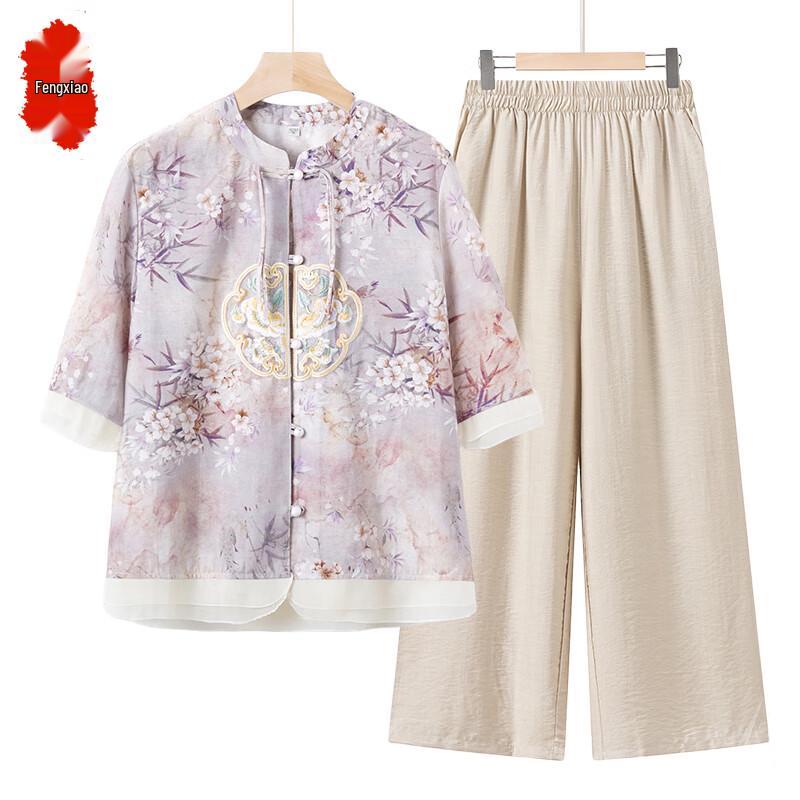 Middle-Aged Women's Stylish Chinese Summer Outfits