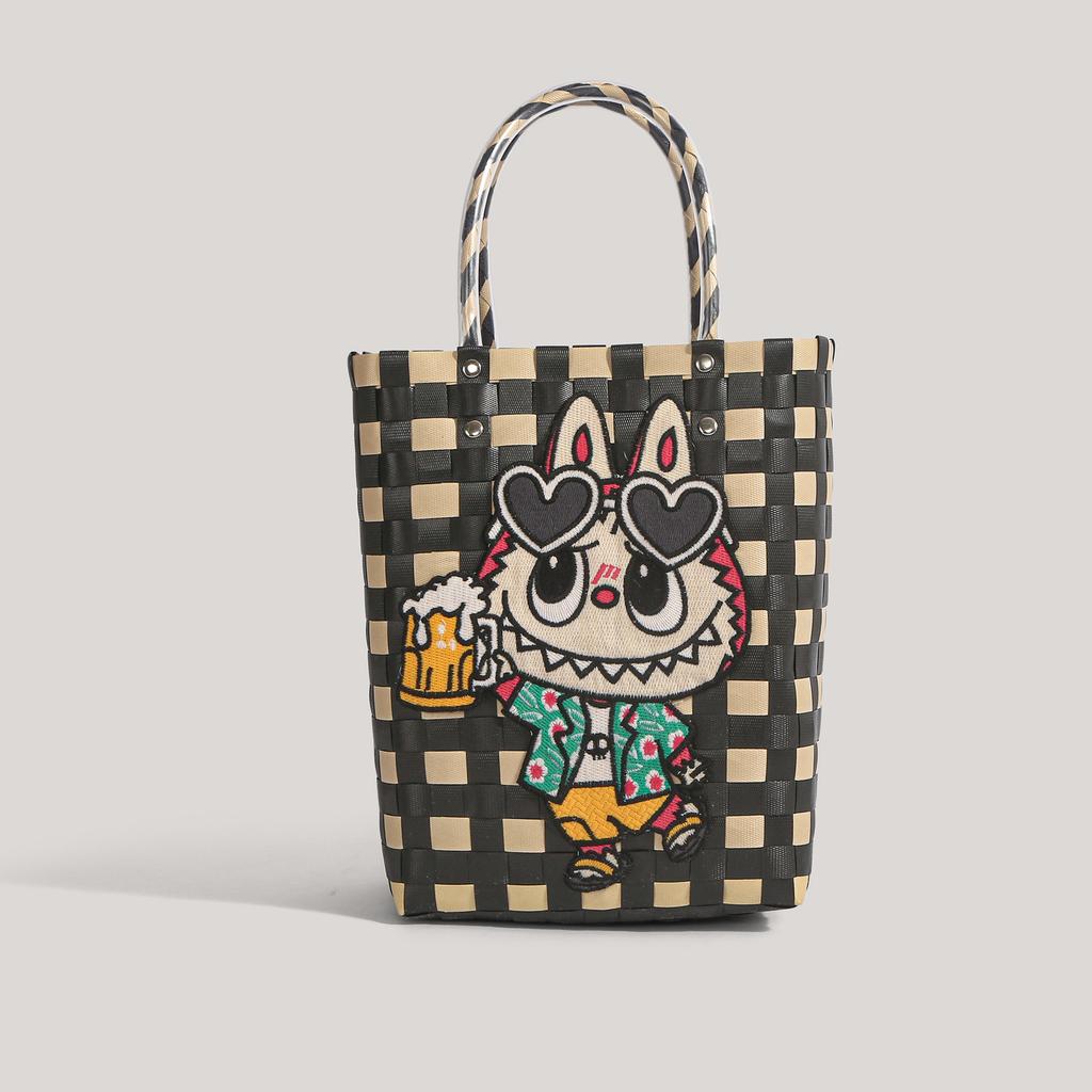 Labubu plastic woven handbag woven vegetable basket handbag handmade bag