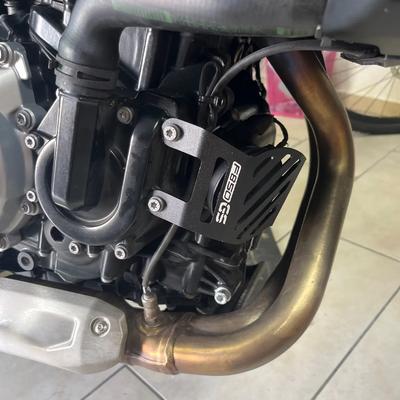 Marcos y accesorios para motocicletas – Tapas laterales para motos
