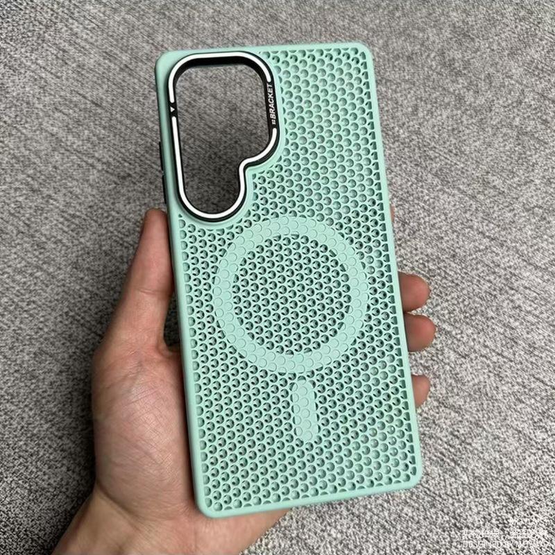 Hollow honeycomb heat dissipation suitable for Samsung s11ultra mobile phone case lens holder s11ultra magnetic protective case
