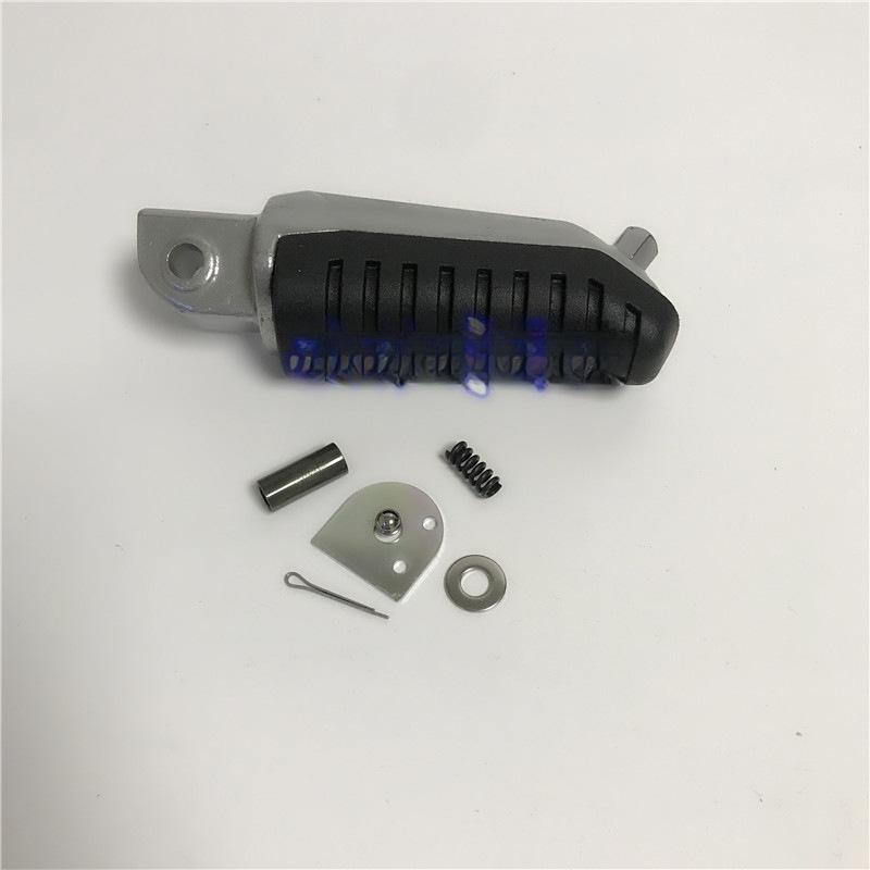 Foot Pegs for BJ125-3ETNT135/BJ250-15/1/15E - Front Left & Right