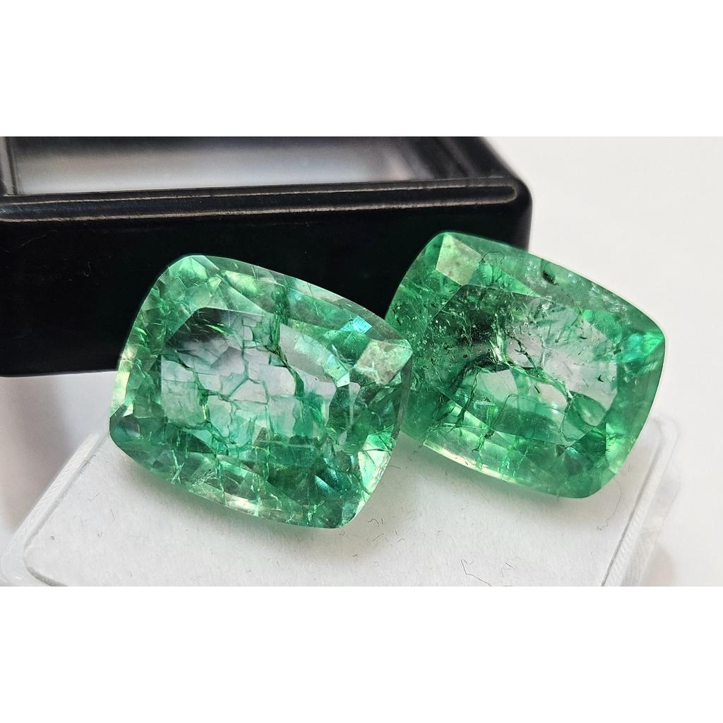 Colombian Emerald Green 17-18 Ct Cushion Cut Pair Certified Fabulous Gemstone