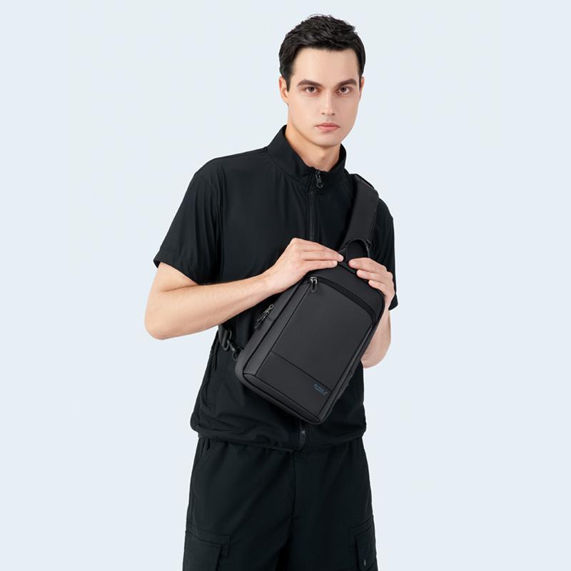 New GOLF Oxford Laptop Bag, Crossbody Bag, Shoulder Bag, Fanny Pack, Sling Bag Tubas Men's Black D253877