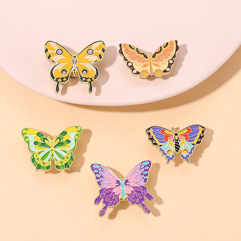 Purple Cartoon Butterfly Floral Corsage Badge - Creative Insect Design, Small Accessory