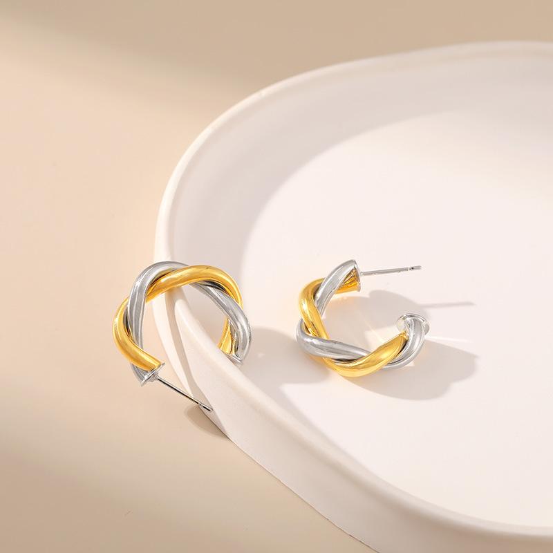 Hiphop Gold Silver Mixed Color Twisted C Shaped Cross Earrings 18k Gold Plated For Women