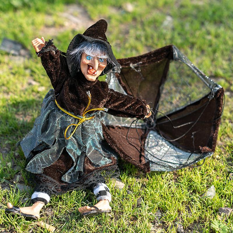 

Electric Glow Witch Door Hanging Parachute Pendant Bar-Style Haunted House Accent for Scary Pranks Haunting Halloween Decor чорний