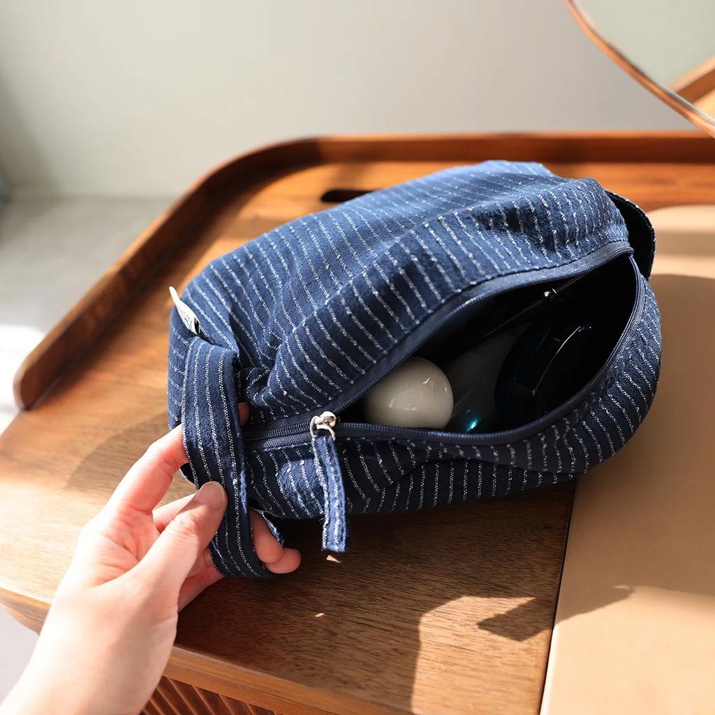 Classic Striped Large Capacity Portable Cosmetic Bag Cotton Linen Fabric Dark Zipper Skin Care Travel Portable Storage Bag
