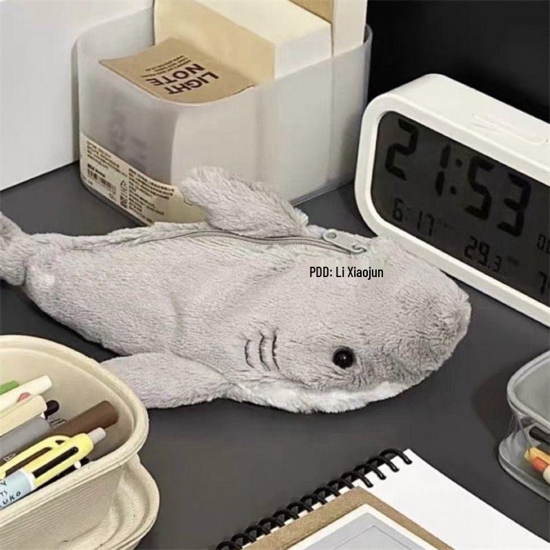 Плюшевый пенал-подушка для сна «Маленький монстр утконос»