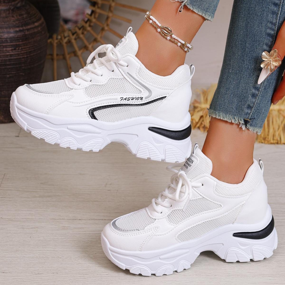 

Модная женская обувь 2025 Новые женские вулканизированные туфли на шнуровке Модные сетчатые уличные туфли больших размеров Нескользящие удобные повседневные туфли 35 чёрный