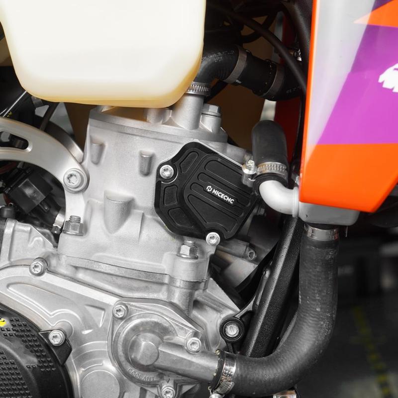 NICECNC For KTM EXC 300 250 XCW 2024 Right Power Valve Cover Guard SX 250 XC 300 2023-2024 Husqvarna TE 300 GasGas EC 300