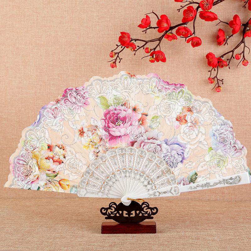 1PC Silk Fan Decoration Fans Floral Pattern Dance Tassel Vintage Folding Fan Hand Fan