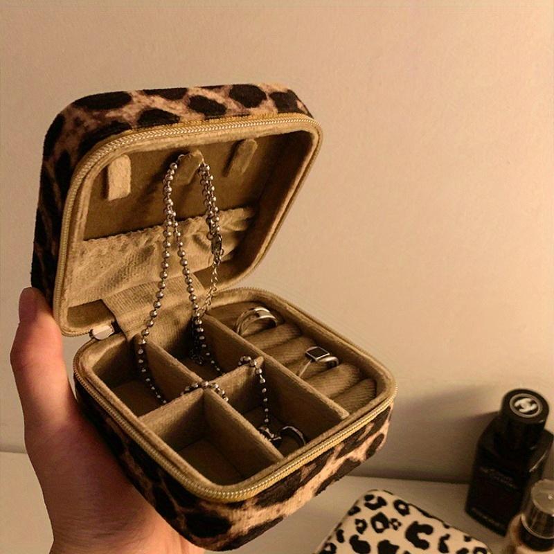 1pc Classic Leopard Print Jewelry Box, Portable Organizer with Zipper Closure, Tabletop Storage for Earrings, Rings, Necklaces, Jewelry Travel Case