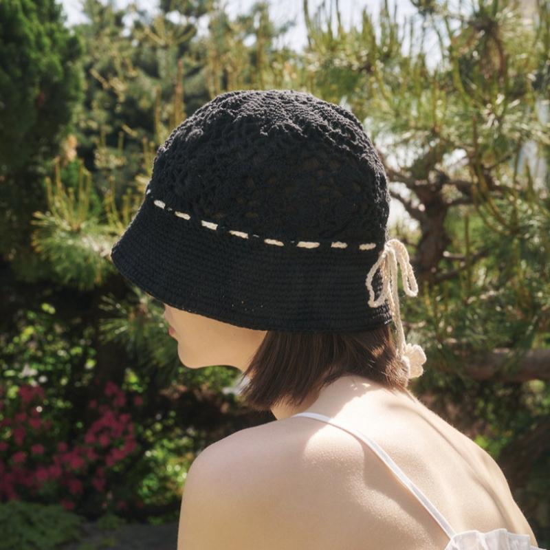 ALLINCOMPLETE Tide Crochet Hat Black