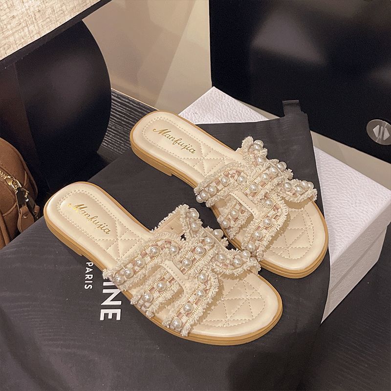 French Pearl Slippers Women's Summer Wear 2025 New Fairy Small Fragrant Style Fashion Flat Bottom Beautiful Temperament Cool Slippers