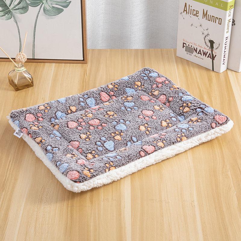 Winter Warm Dog Mat Pet Washable Sleep Mat Dog Mat Bed 40*30cm