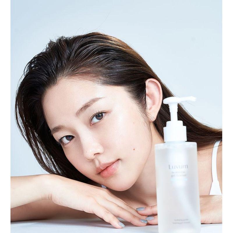 Luvum Bamboo Hyaluronic Moisture Gel Cleanser