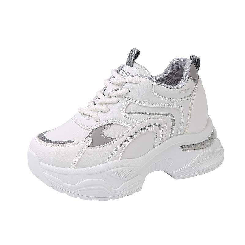 

Женские повседневные кеды на толстой подошве, шнуровка, новинка осени и зимы 2025, с внутренней скрытой танкеткой, папины кроссовки, универсальные, для путешествий, спортивные 35 белый