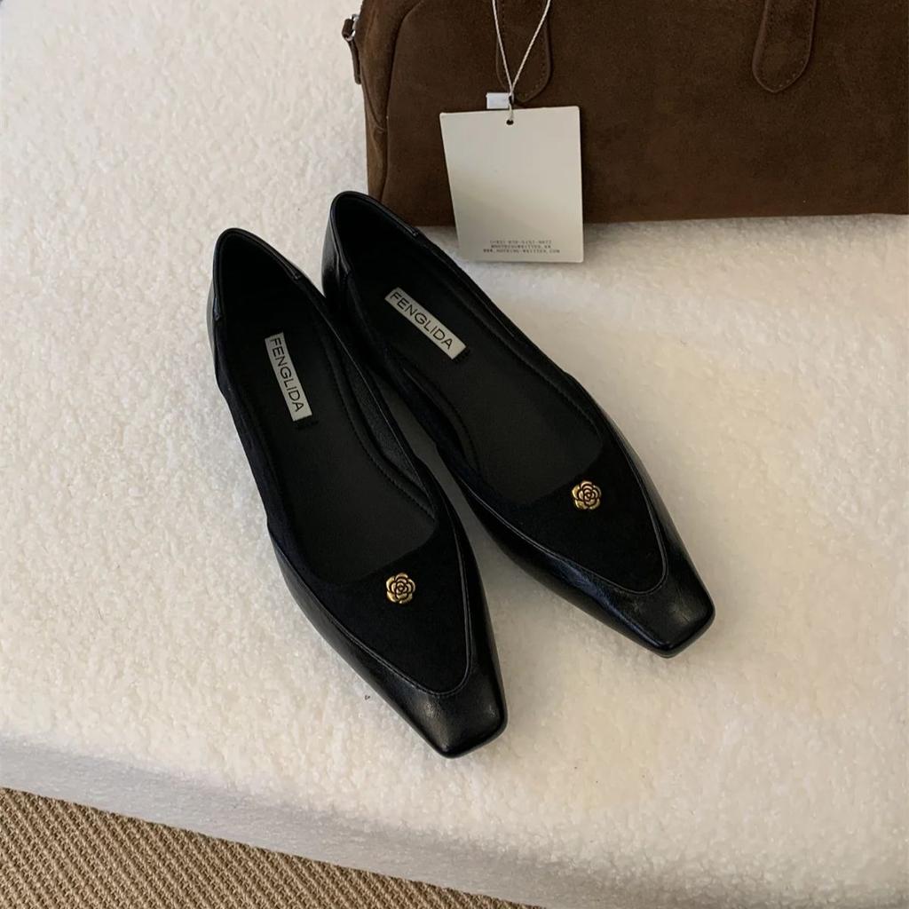 Fashion Retro Comfort Ballet Shoes Female Casual Daily Low Heel Loafers Luxury  Gold Metal Buckle Decoration Elegant Dress Party Pumps