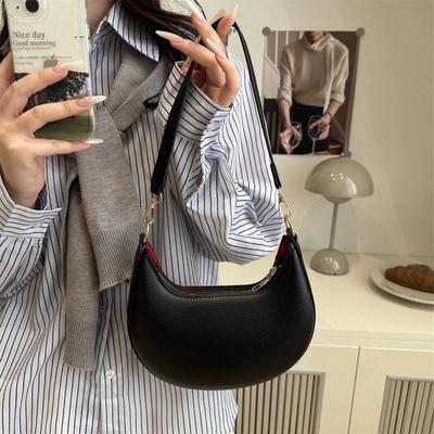 Sac à Bandoulière Femme en Cuir PU Forme Croissant, Pochette Simple Couleur Unie sous le Bras, Sac à Main Mode Décontracté
