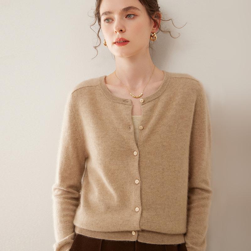 Women's Round Neck Cashmere Knit Cardigan - Long Sleeve, Loose Fit, Fashionable Outerwear for Autumn/Winter