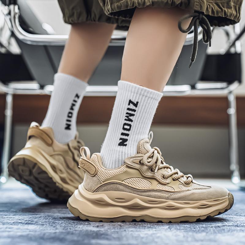 Sneakers men's new fashionable versatile mesh breathable casual shoes low-top retro Forrest Gump shoes trendy lightweight board shoes