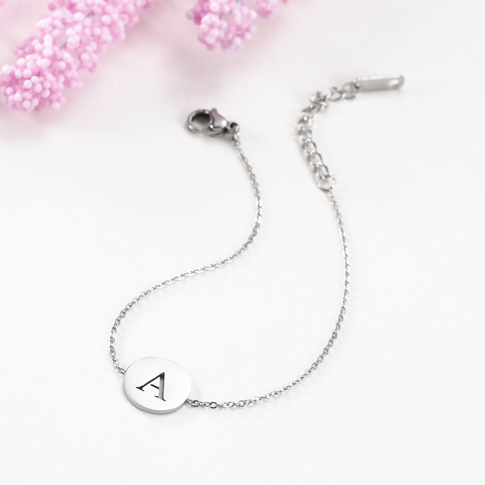 Cazador Round Pendant Initial Letter Bracelet Stainless Steel 26 Alphabet Bracelets for Women Girls Kids Baby Gold Color Jewelry