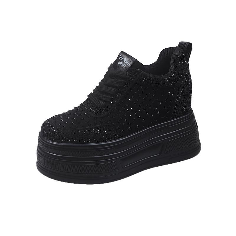 Internet celebrities with the same new hot diamond little white shoes women's summer new women's shoes casual versatile niche board shoes platform