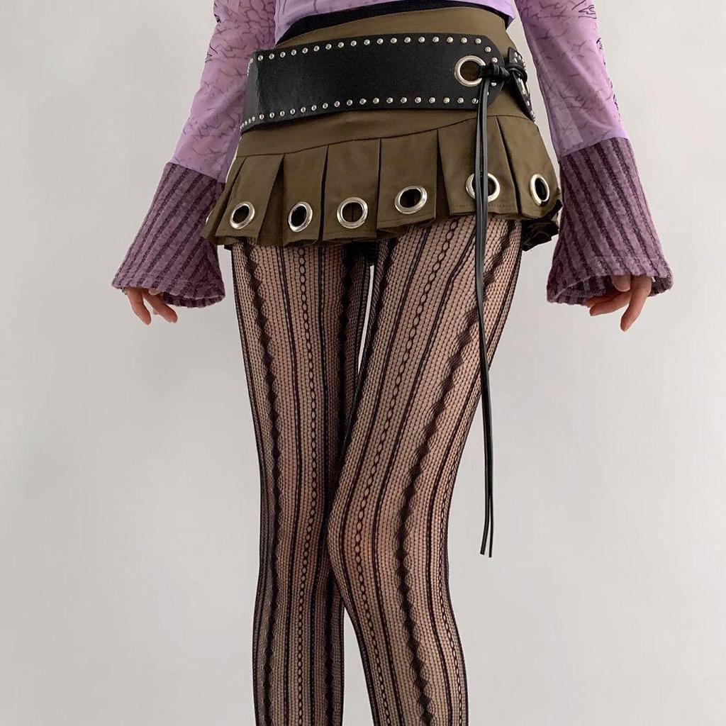 Diamond Pattern Lace Fishnet Stockings - Retro Hollow Design with Vertical Stripe Jacquard