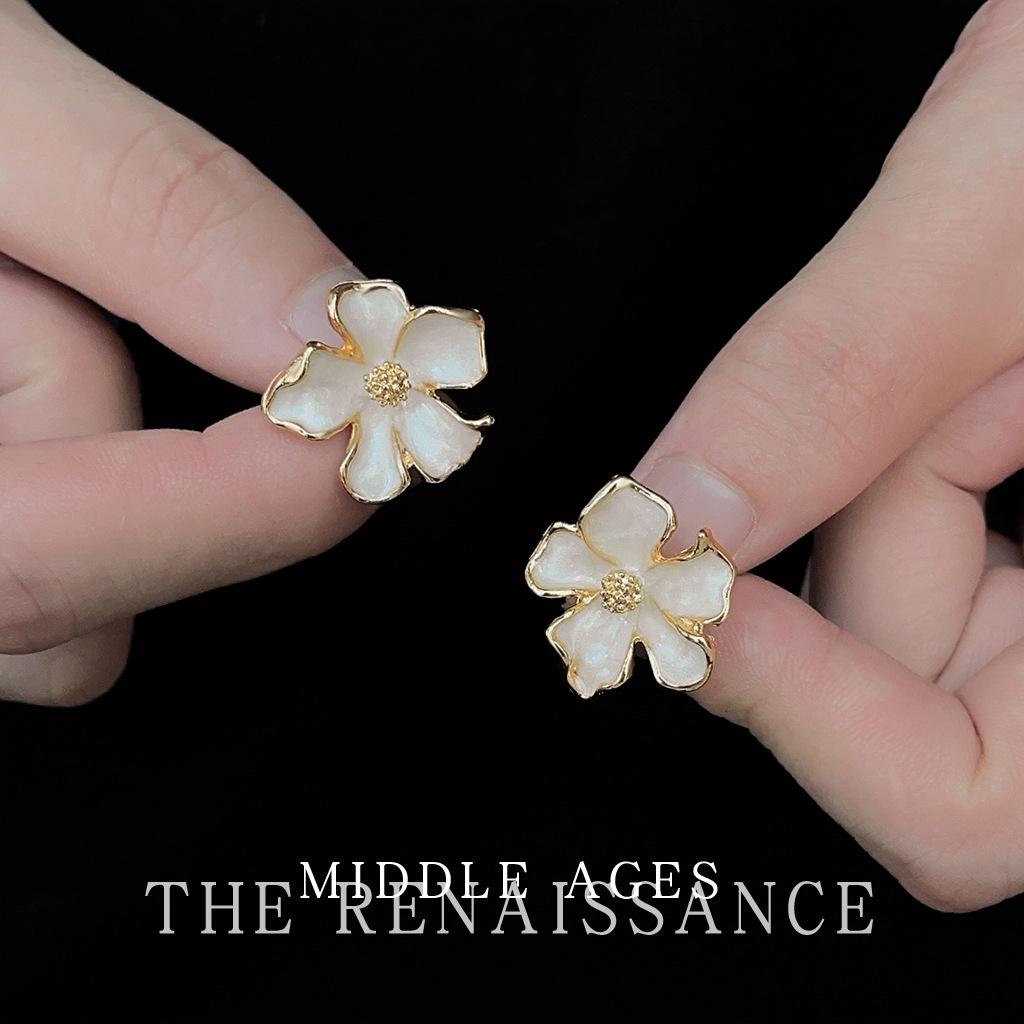 Серьги-пусеты в виде цветка из капельной эмали, ретро французские серьги-гардении, украшения для ушей