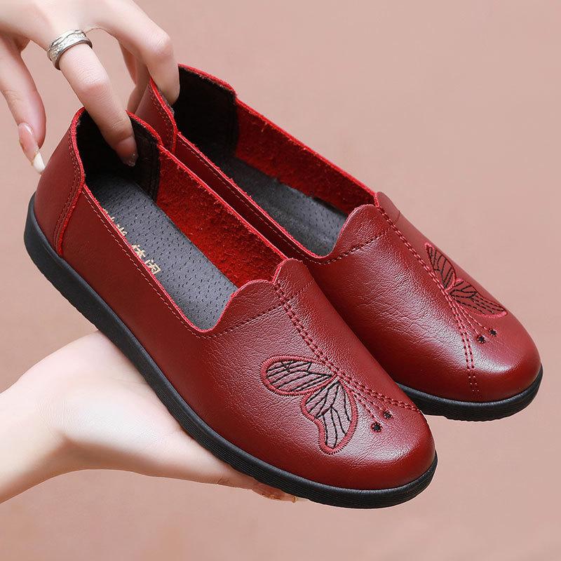 

Простая модная обувь для женщин среднего и пожилого возраста на весну и осень. Удобные туфли без застежек на мягкой подошве для мам. Нескользящие мокасины для бабушек. 41