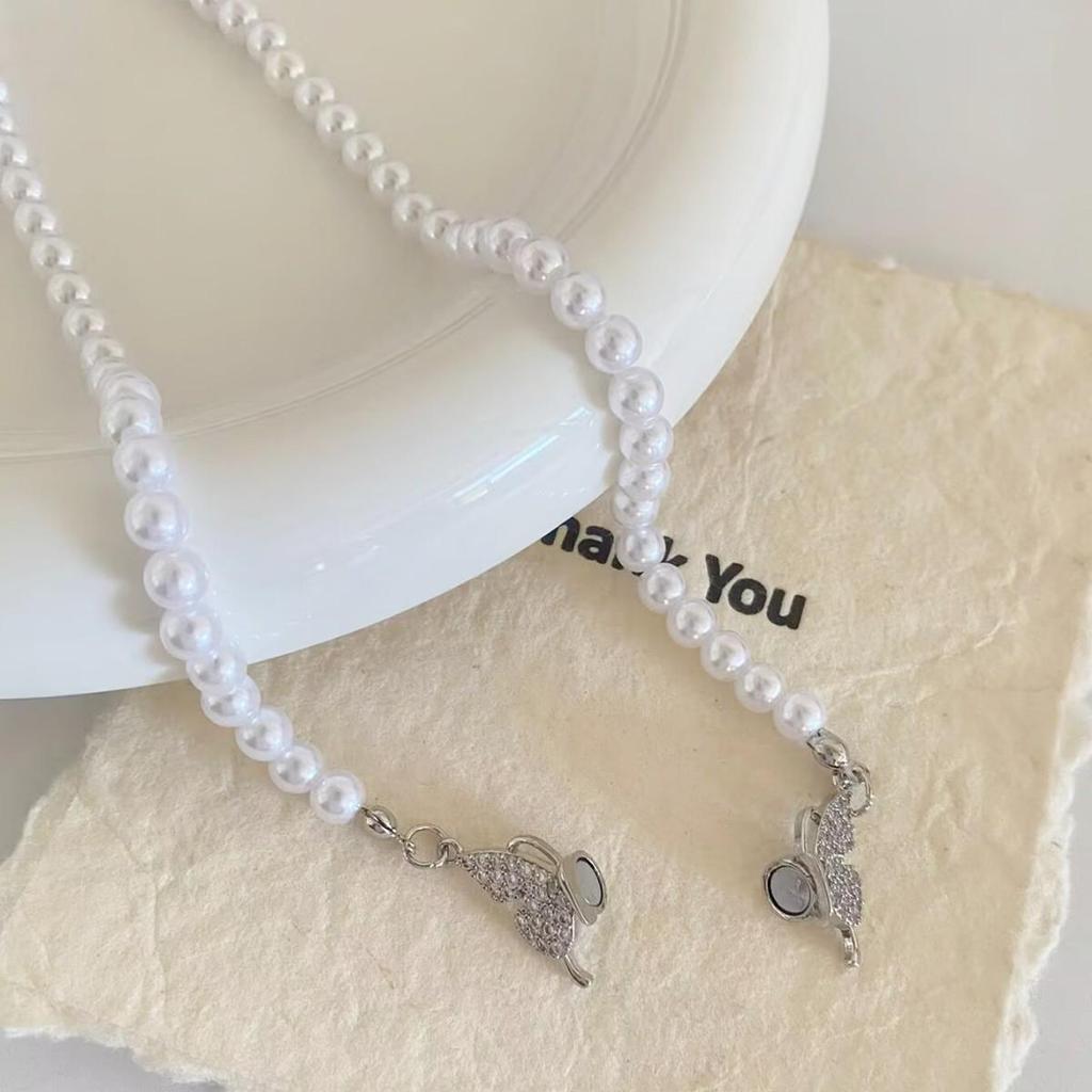 Silver Butterfly Pearl Necklace with Magnetic Detachable Design for Women - Delicate Micro-set Clavicle Chain