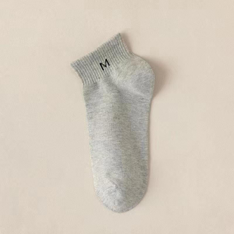 5 Pairs Woman Letter Patterned Short Socks Trendy Vertical Stripes Soft Comfortable Breathable Sweat Absorbing Casual Short Socks