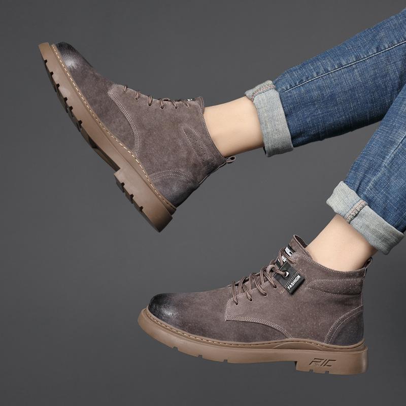 Pánské boty Martin z pravé hovězí kůže podzim a zima nové boty na silné podrážce se středně vysokým svrškem britské pánské boty se středně vysokým svrškem univerzální pracovní krátké