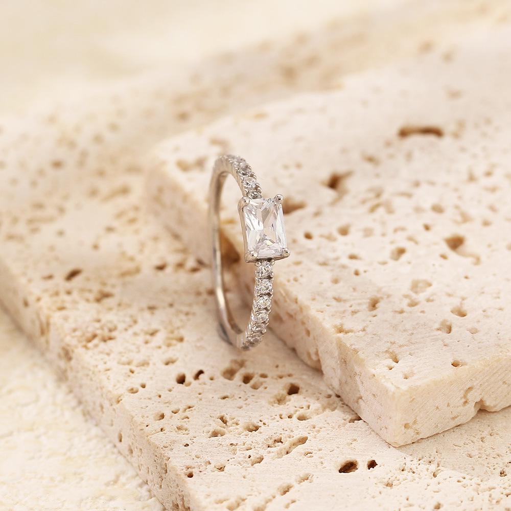S925 Sterling Silver Zirconia Paved Wedding Ring - High-End Gift for Girlfriend or Anniversary