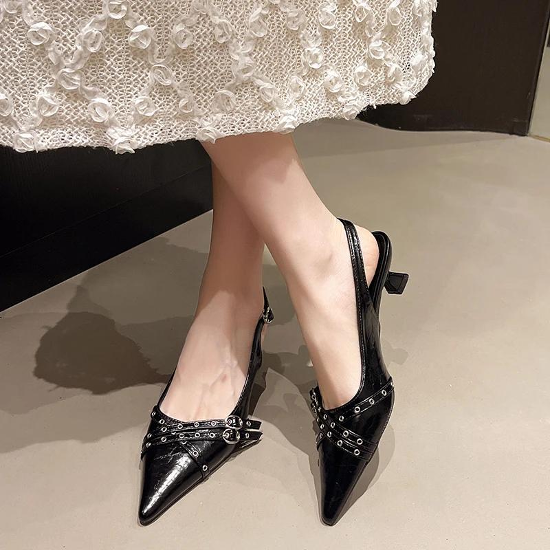 Fashion Fashion Point Shallow Mouth Fine Heel Sandals Summer New Bao Head Rivets Metal Buckle Anti-slip Wear-resistant Low Heel Shoes